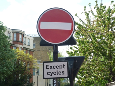 two way cycling sign