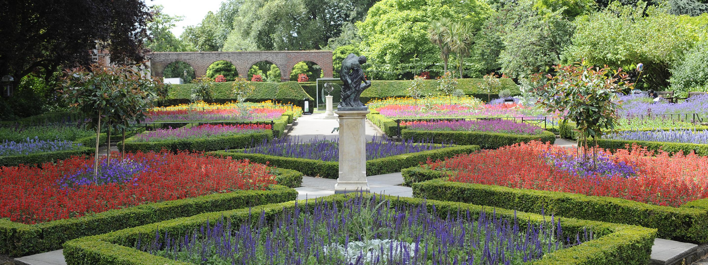 Explore - Holland Park gardens