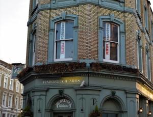 Explore - finborough-theatre-2017-douglas-mackie