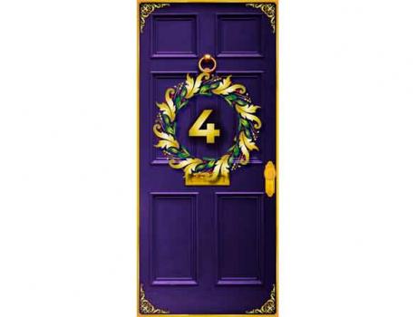 Door with wreath number 4