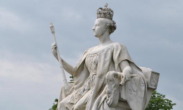 Queen Victoria statue