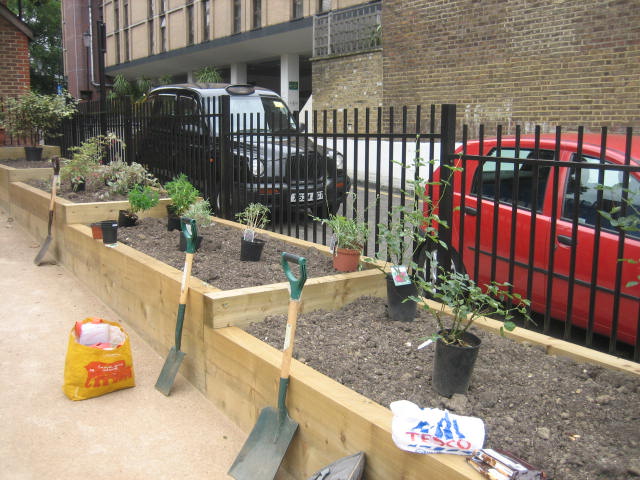 Lorne Gardens being planted Lorne Gardens being planted