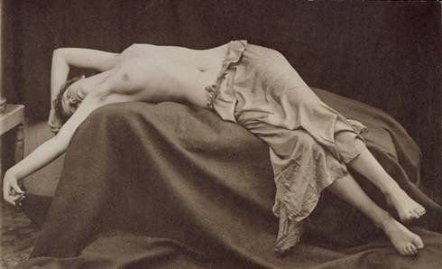 Model Kate Manning posing for Sambourne, Monday 16 April 1888 (taken at 54 Bedford Gardens) Model Kate Manning posing for Sambourne, Monday 16 April 1888 (taken at 54 Bedford Gardens)