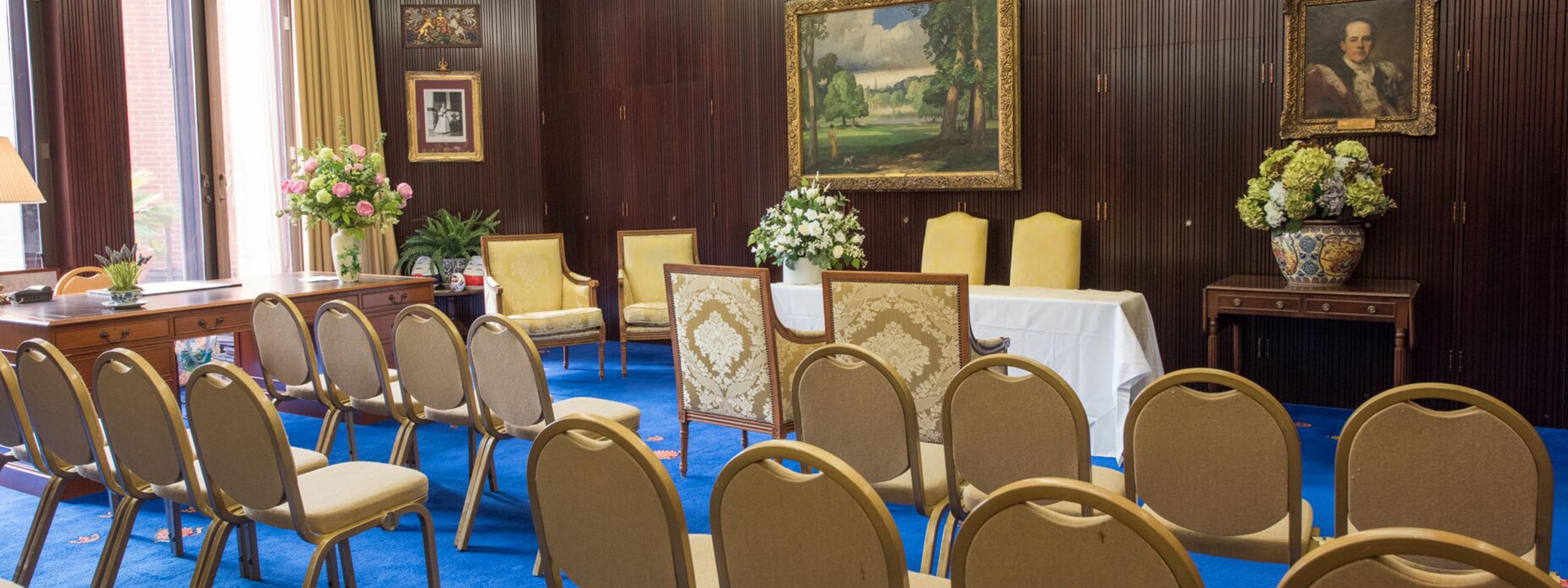 Mayor's Parlour seating area