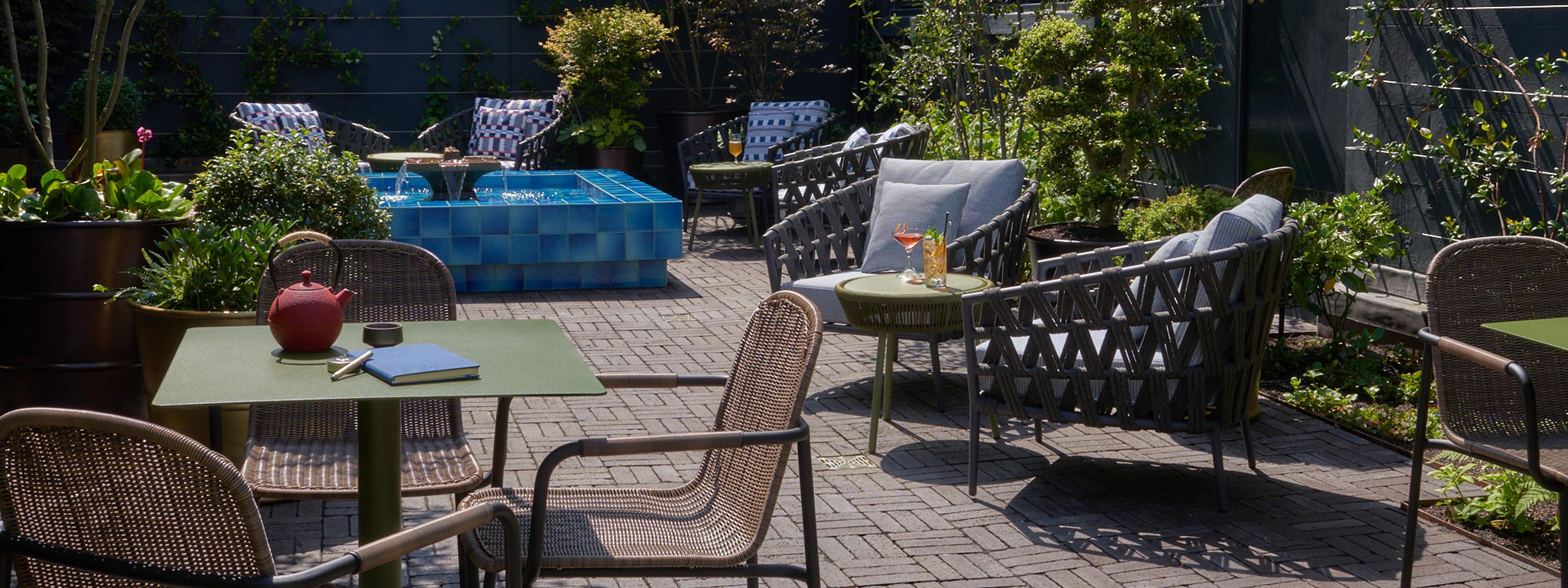 Courtyard with table and chairs