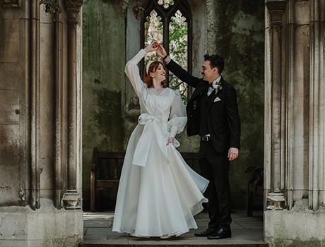 couple dancing