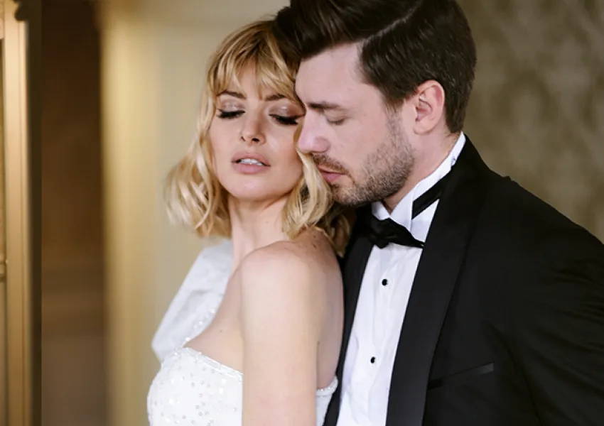 An elegant bride and groom