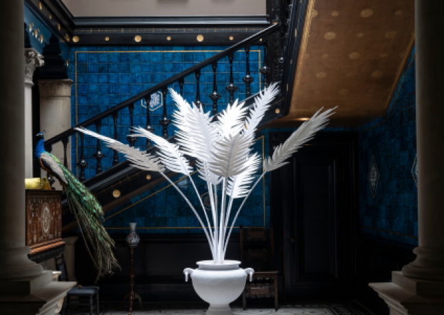 A paper jardineire created by Annemarieke Kloosterhof for Ghost Objects at Leighton House