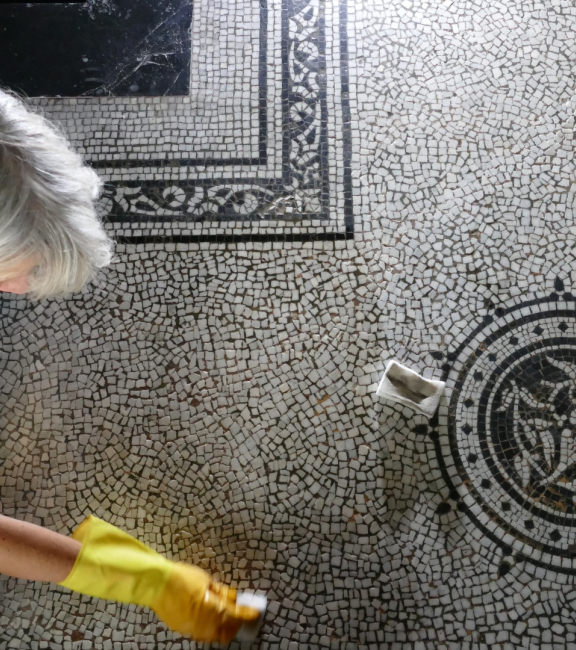 Conservation cleaning of mosaic floors in the Arab Hall