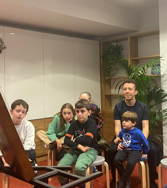 Learning about Maqam music at Leighton House Family Fun