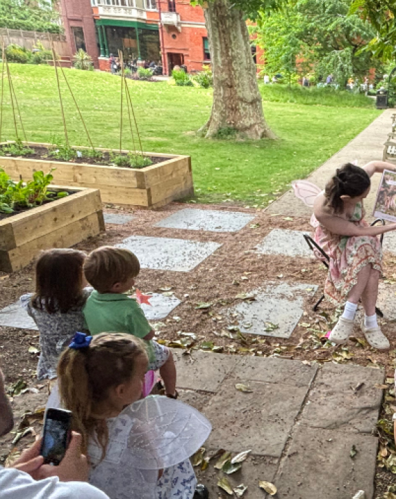 Children activity in the Leighton House garden