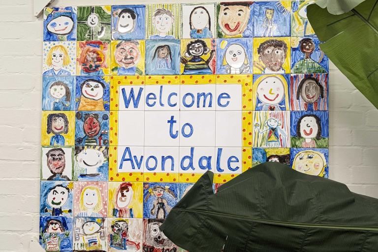 Avondale Park Primary School welcome sign