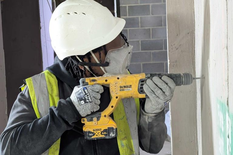 Builder using a drill
