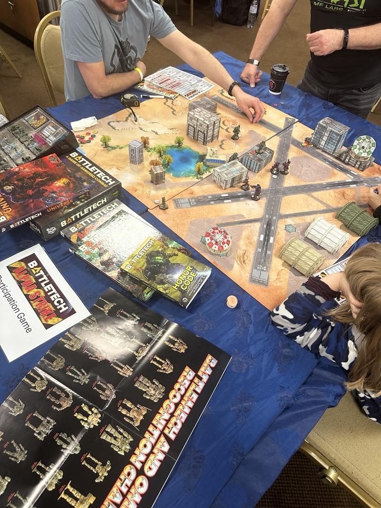 Dragonmeet Call to Adventure gamers play a tabletop game