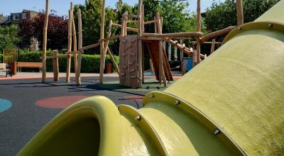 Kensington Memorial Park playground