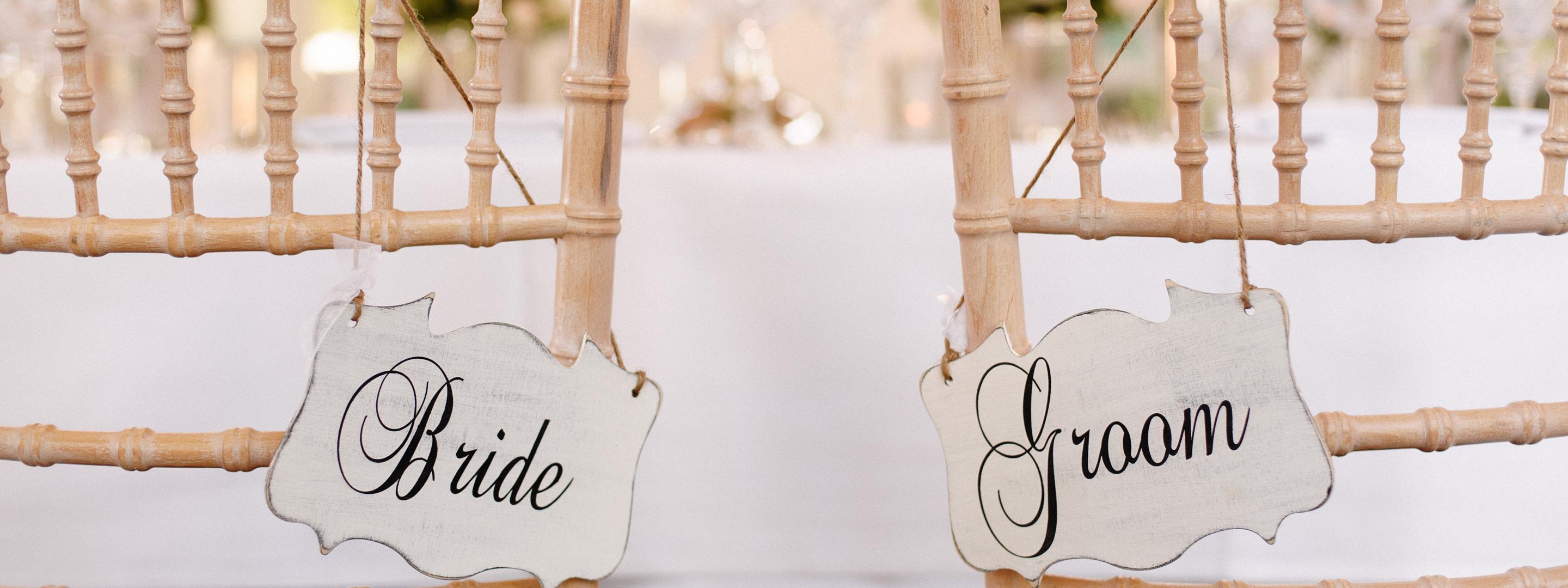 Bride and Groom Sign - Lloyd Dobby